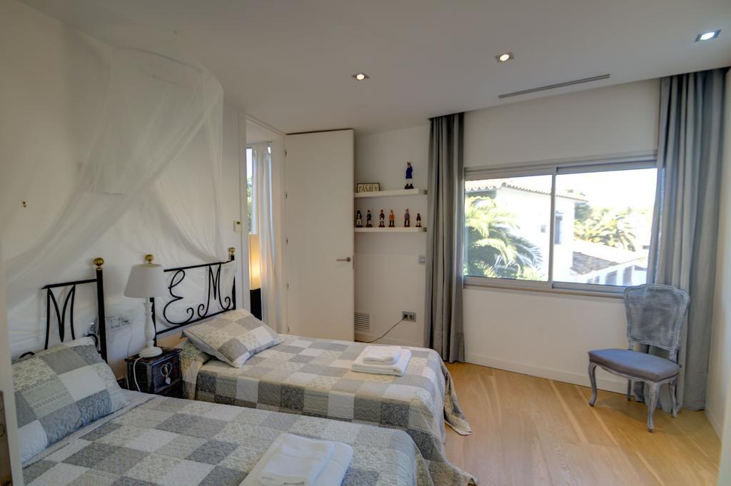 Villa Tarantino Sitges Eksteriør bilde