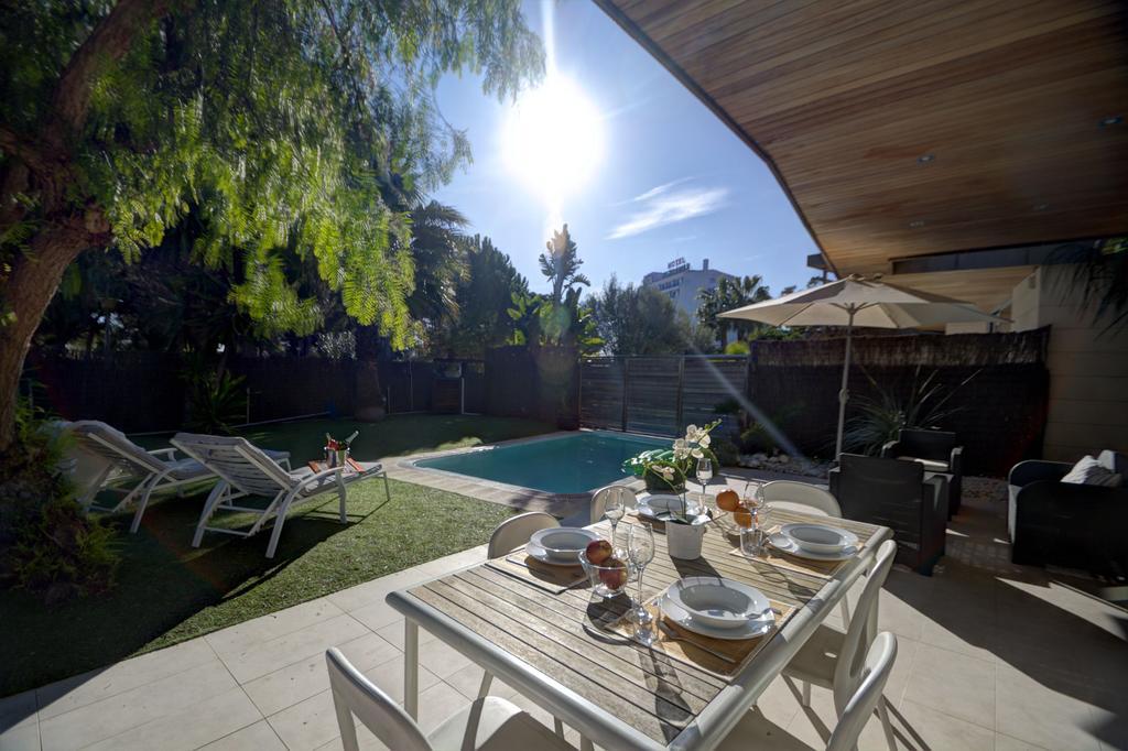 Villa Tarantino Sitges Eksteriør bilde