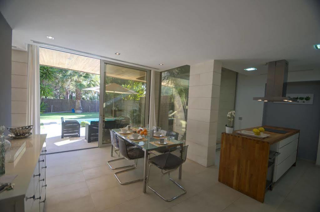 Villa Tarantino Sitges Eksteriør bilde